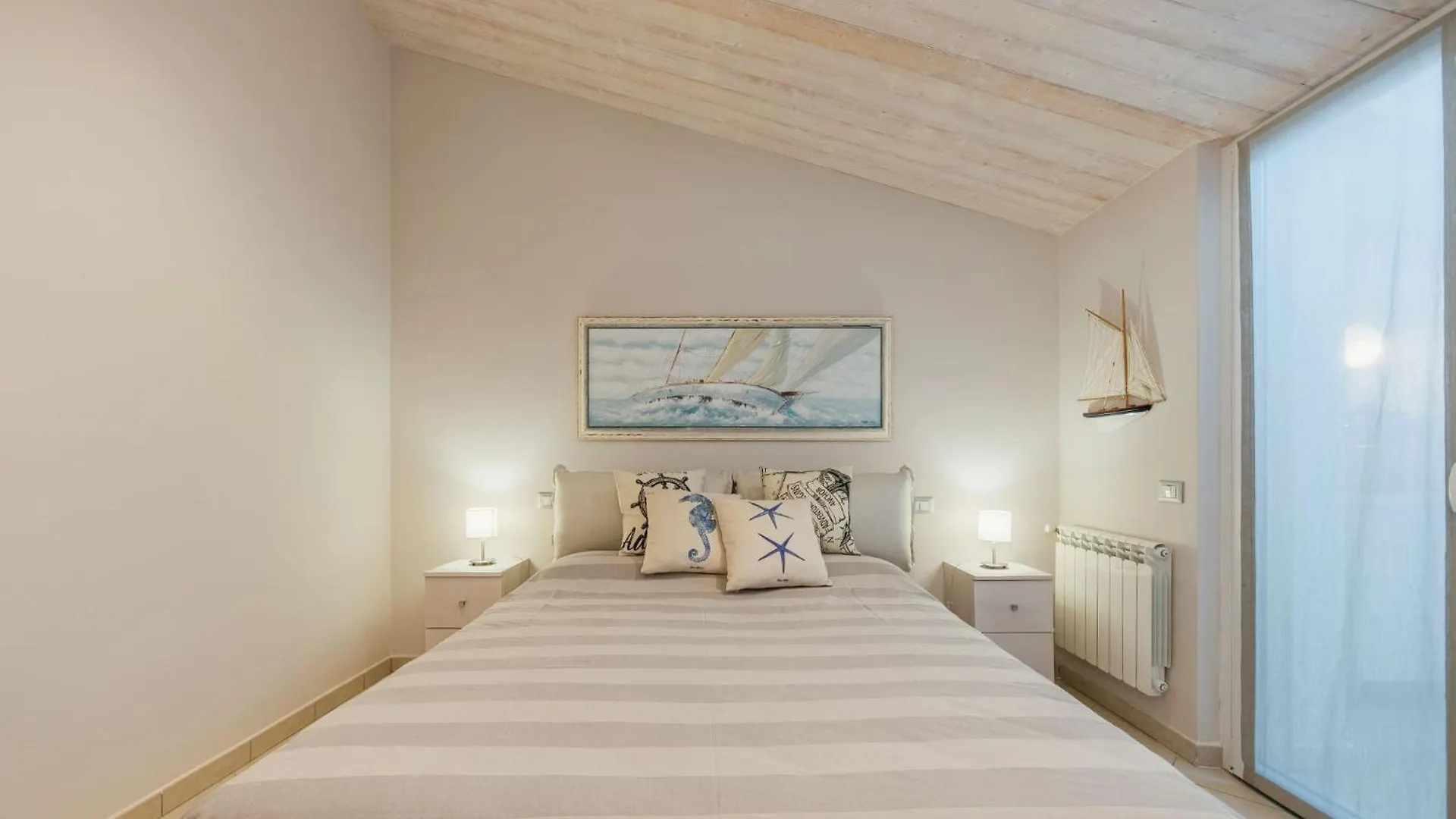 Apartment La Mansardina By Interhome 비아레지오 이탈리아